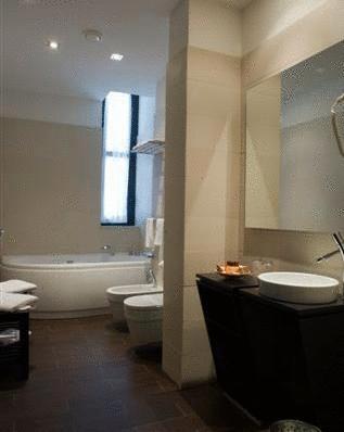 H2C Hotel Napoli Cameră foto
